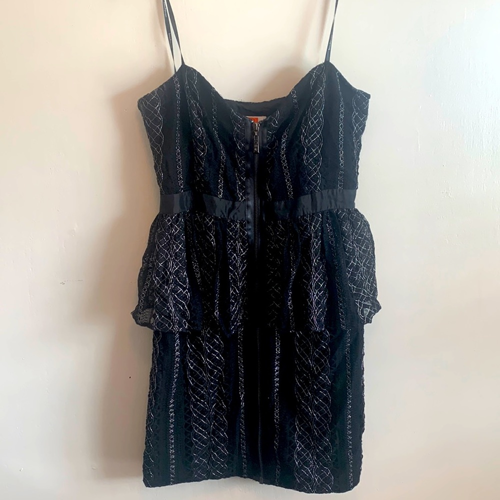 Strapless dress LAUNDRY size 4